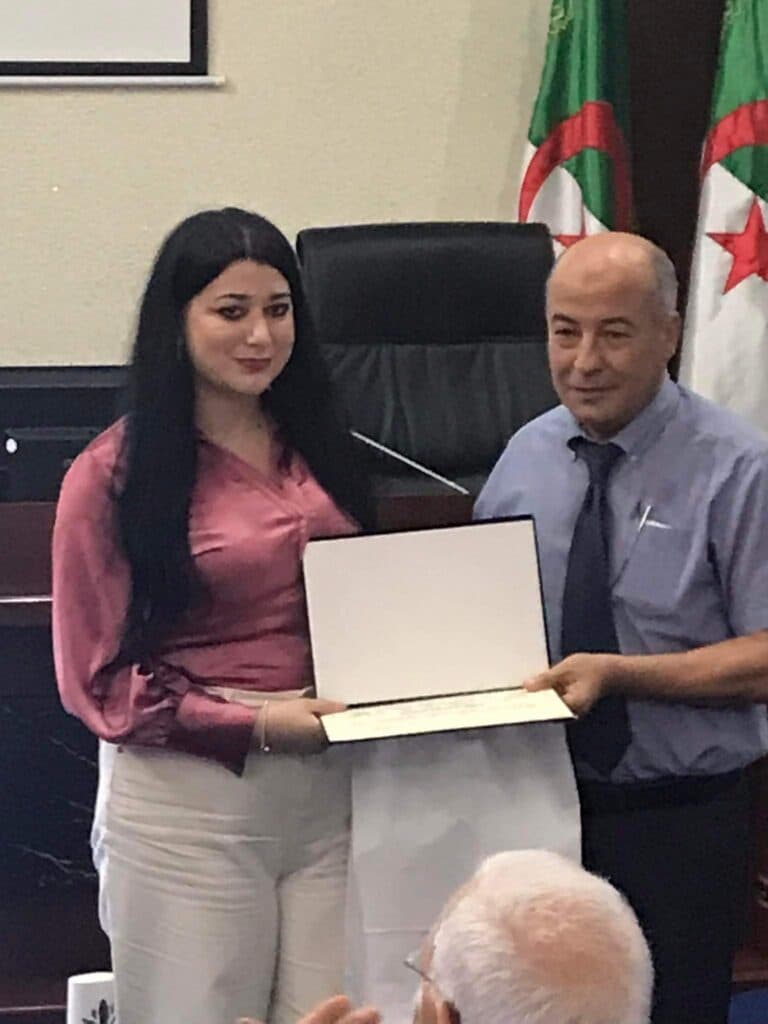 تكريم الطاقم الصحفي لجامعة التكوين المتواصل 4