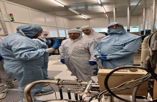 زيارة عمل وتفقد لوزير التعليم العالي والبحث العلمي إلى مركز تنمية التكنولوجية المتطورة 3