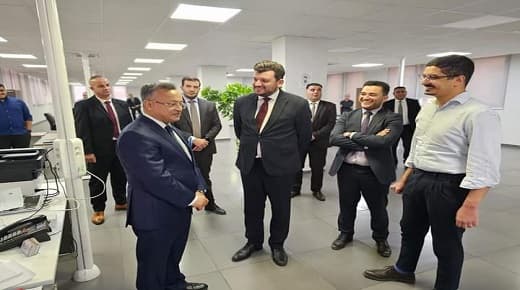 جلسة عمل بين كل من وزير التعليم العالي والبحث العلمي ووزير اقتصاد المعرفة والمؤسسات الناشئة والمؤسسات المصغرة 1