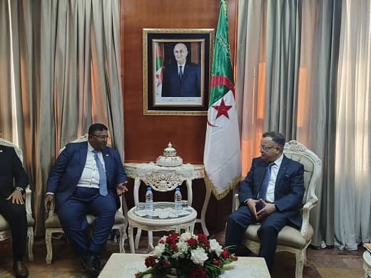 لقاء وزير التعليم العالي والبحث العلمي بالمدير التنفيذي لمؤسسة QS" كيو اس "