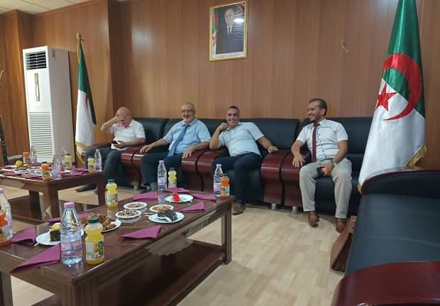 تنصيب الدكتور حمزة داودي مديرا جديدا لمركز ميلة 2
