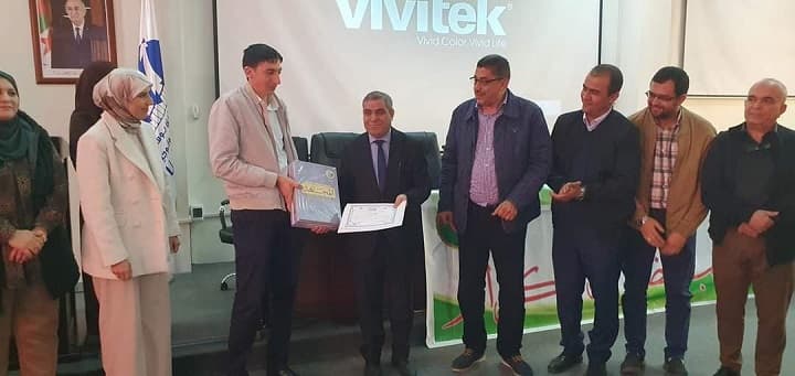 يوم دراسي حول ريادة الأعمال في المؤسسات الجامعية بمركز باب الزوار بحضور مدير الجامعة