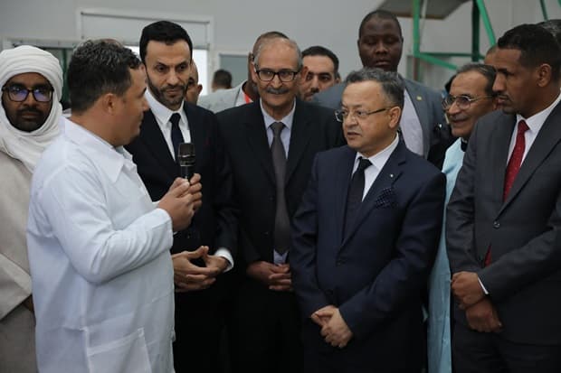 تدشين مخبر التصنيع وحاضنة الأعمال الجامعية بجامعة أحمد درايعية أدرار 2