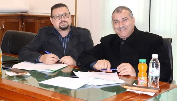 مدير الجامعة يترأس إجتماع مجلس الإدارة للمدرسة العليا للتجارة بالقليعة 3