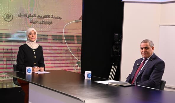 مدير الجامعة في حوار تلفزيوني بحصة جامعة التكوين المتواصل