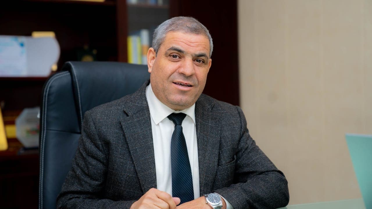 الأستاذ الدكتور يحيى جعفري