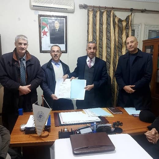 تنصيب الاستاذ الدكتور عبادة احمد مديرا لمركز عين الدفلة